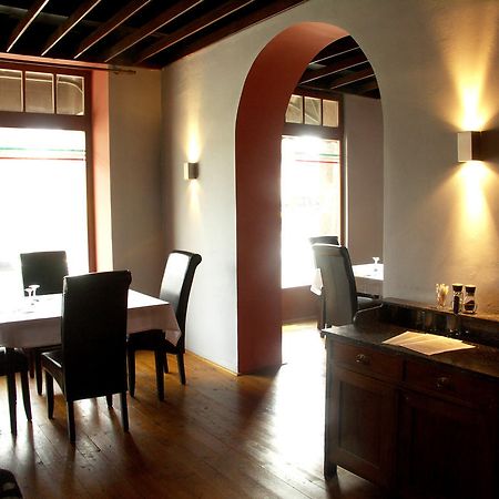 Hotel Saloon Zlín Buitenkant foto