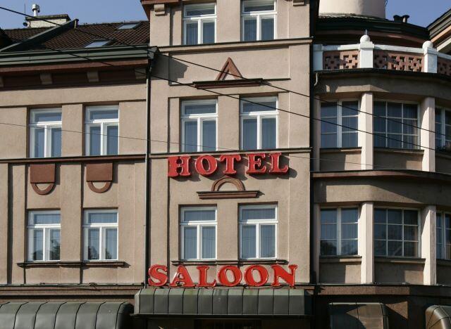 Hotel Saloon Zlín Buitenkant foto